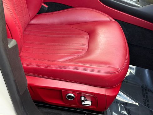 Used 2022 Maserati Levante GT image 13