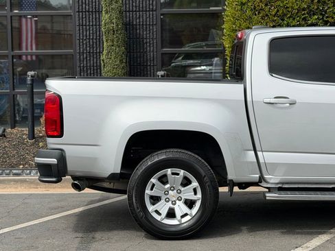 Used 2018 Chevrolet Colorado LT w/ LT Convenience Package image 21