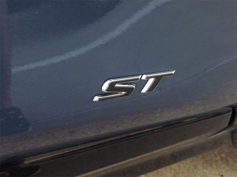 New 2026 Buick Encore GX Sport Touring image 12