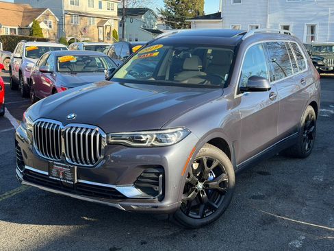Used 2019 BMW X7 xDrive50i w/ Premium Package image 3