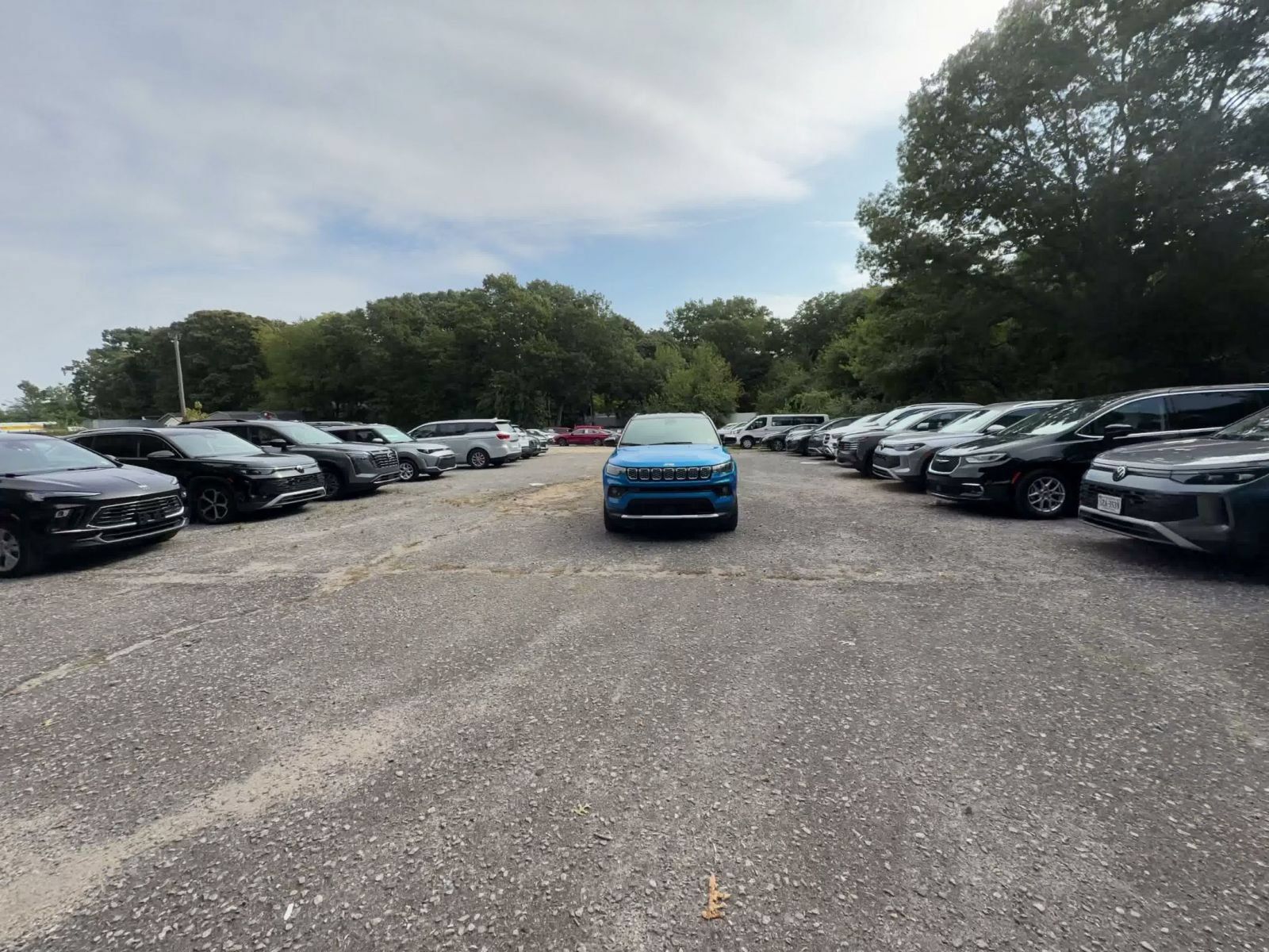 Used 2025 Jeep Compass Limited AWD/4WD image 3
