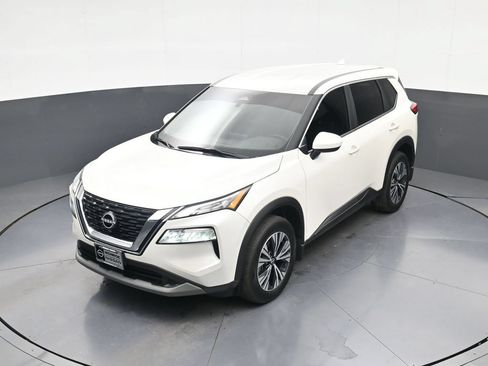 Used 2023 Nissan Rogue SV AWD/4WD image 25