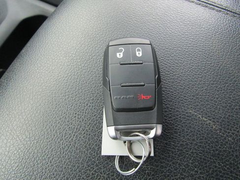 Used 2023 RAM 2500 Big Horn w/ Level 1 Equipment Group image 33