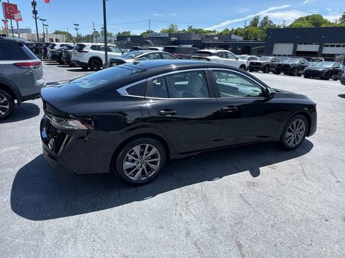 New 2026 Nissan Sentra SL FWD image 6