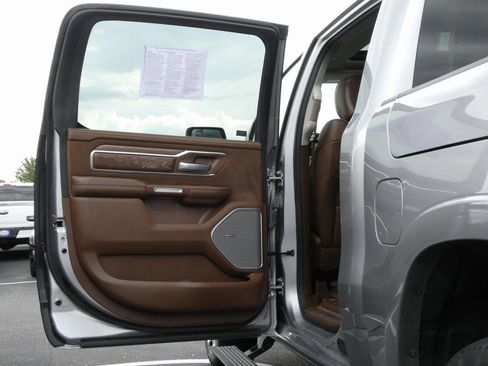 Used 2022 RAM 1500 Limited image 47