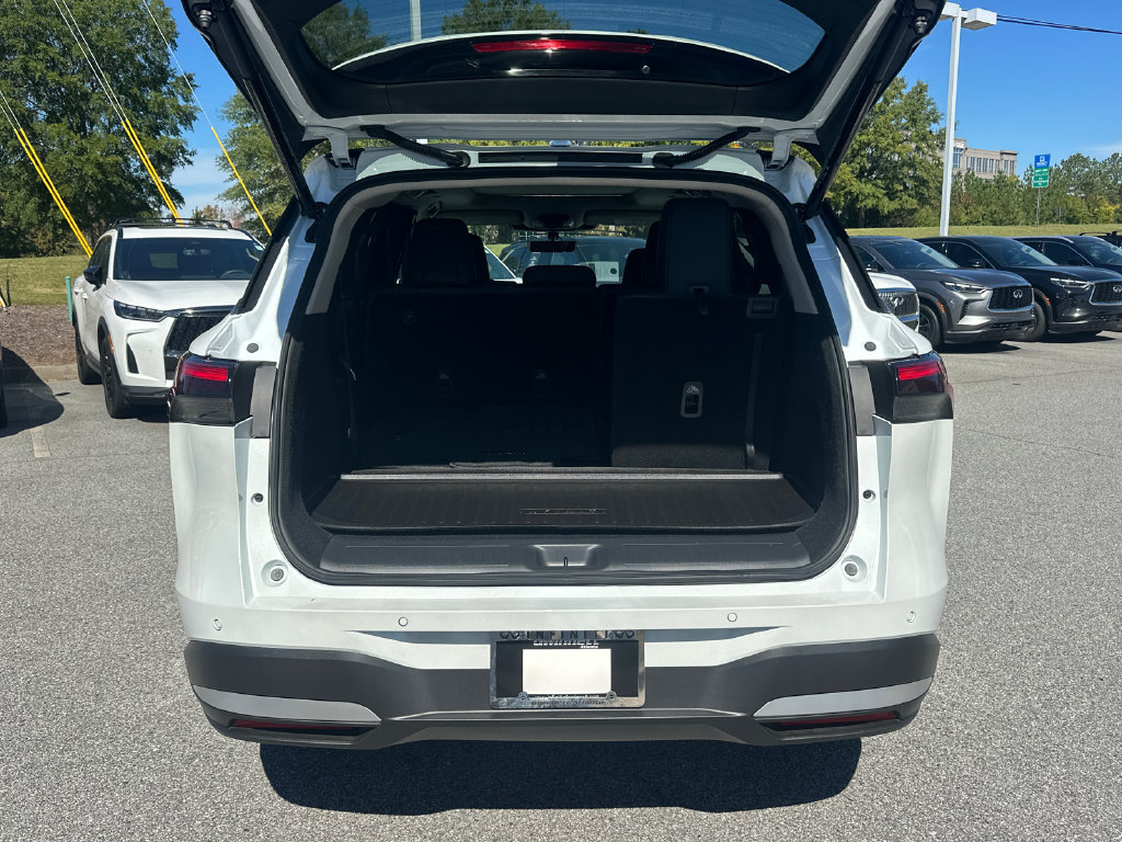 Certified 2026 INFINITI QX60 Pure w/ Cargo Package FWD image 15