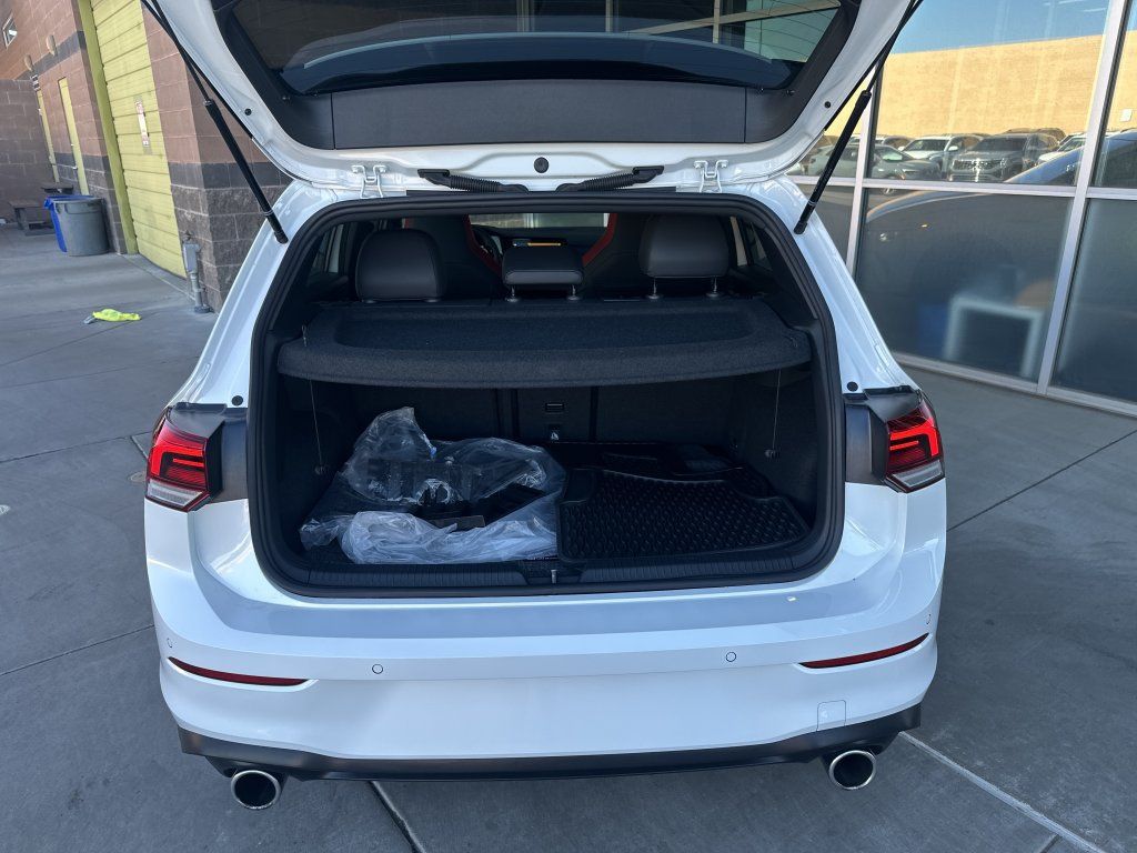 Used 2024 Volkswagen GTI SE w/ SE Leather Seats Package FWD image 33
