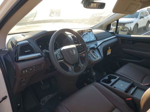 New 2026 Honda Odyssey Touring image 18