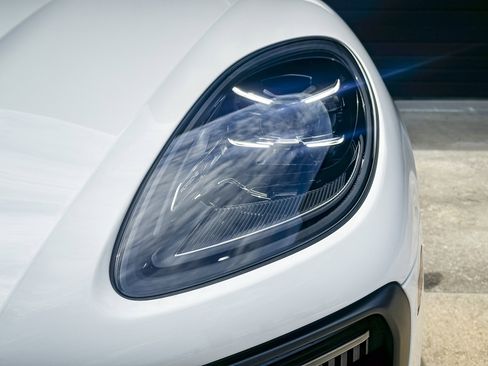 New 2026 Porsche Macan S AWD/4WD image 27