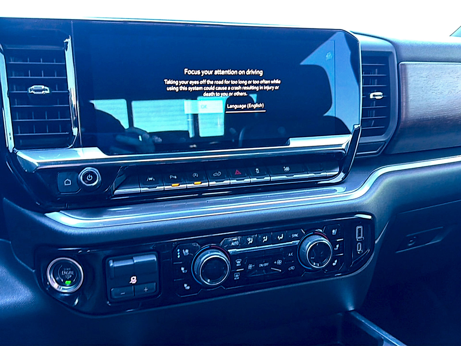 Used 2023 Chevrolet Silverado 1500 High Country w/ High Country Premium Package AWD/4WD image 34
