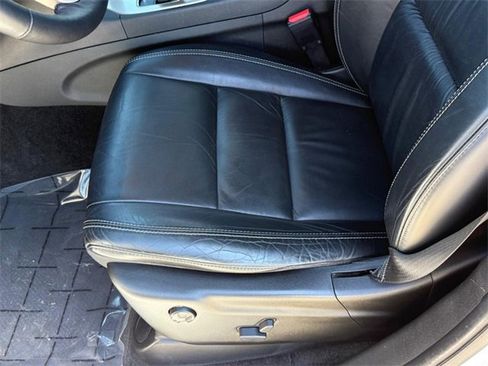 Used 2015 Jeep Grand Cherokee Limited image 16