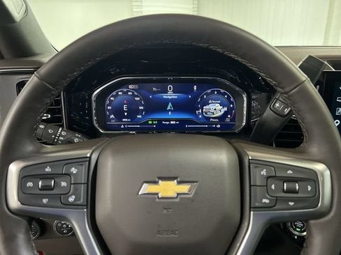 Certified 2025 Chevrolet Silverado 2500 LTZ w/ LTZ Premium Package AWD/4WD image 11