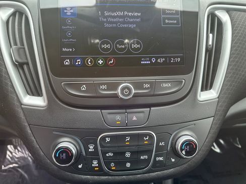 Used 2024 Chevrolet Malibu LT image 10