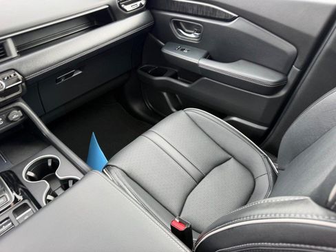 Certified 2024 Honda Pilot Elite image 21