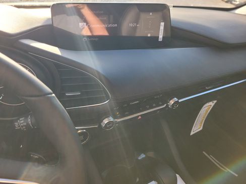 New 2026 MAZDA MAZDA3 2.5 Turbo Sedan w/Premium Plus image 24