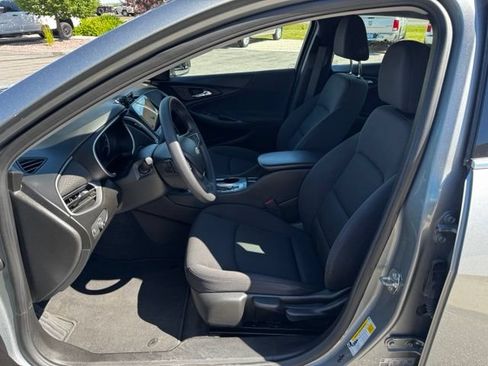 Used 2023 Chevrolet Malibu LS FWD image 16