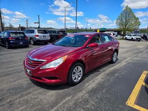 Used 2011 Hyundai Sonata GLS FWD image 3