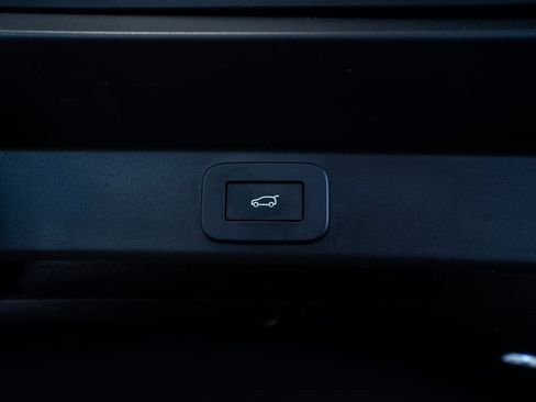 Used 2024 Land Rover Range Rover Sport Dynamic SE image 60