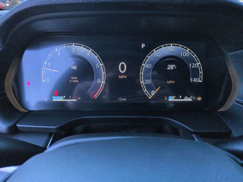 New 2025 Jeep Grand Cherokee L Altitude AWD/4WD image 22