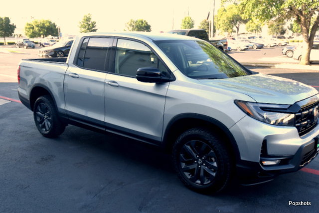 Certified 2026 Honda Ridgeline Sport image 3