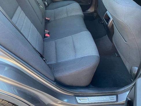 Used 2017 Toyota Camry LE image 10