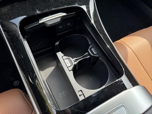 Used 2025 Mercedes-Benz CLE 300 CLE 300 image 15