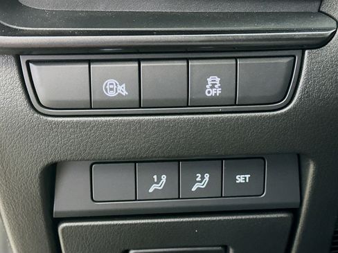 Used 2024 MAZDA MAZDA3 s image 17