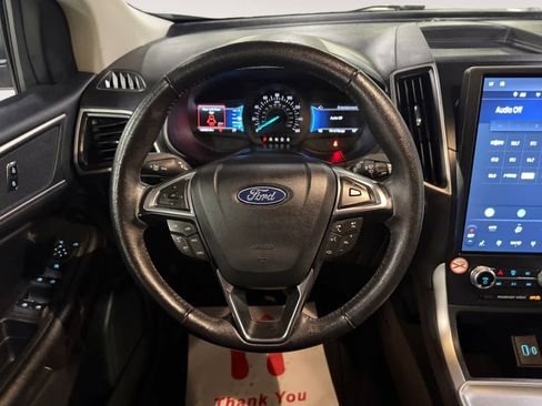 Used 2024 Ford Edge SEL image 16