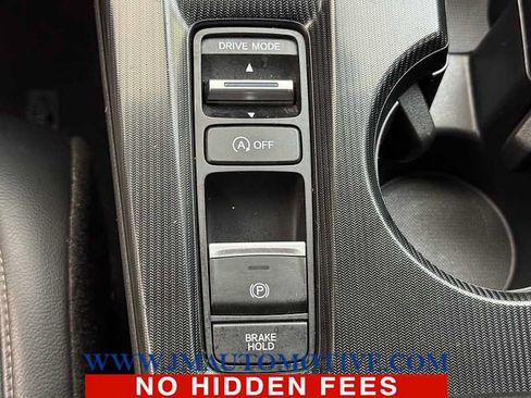 Used 2022 Honda Civic Touring image 34