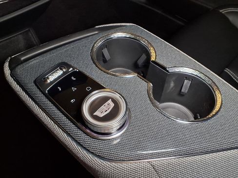 New 2026 Cadillac Optiq Sport 1 image 19