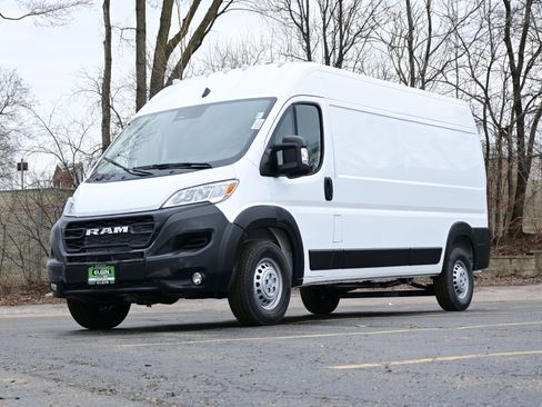 New 2025 RAM ProMaster 2500 w/ Cold Weather Group FWD image 16