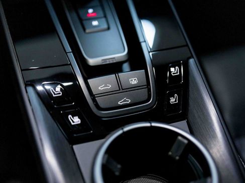 Used 2024 Porsche 911 Carrera GTS image 66