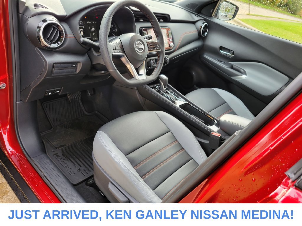 Certified 2024 Nissan Kicks SR w/ SR Premium Package FWD image 9