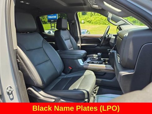 Used 2024 Chevrolet Silverado 1500 LT Trail Boss w/ LT Trail Boss Premium Package AWD/4WD image 21