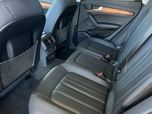 Used 2022 Audi Q5 2.0T Premium Plus image 12