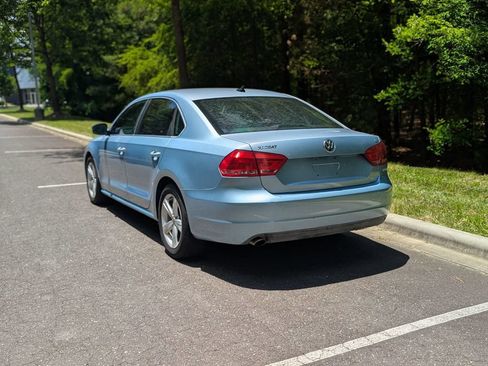 Used 2013 Volkswagen Passat 2.5 SE FWD image 7