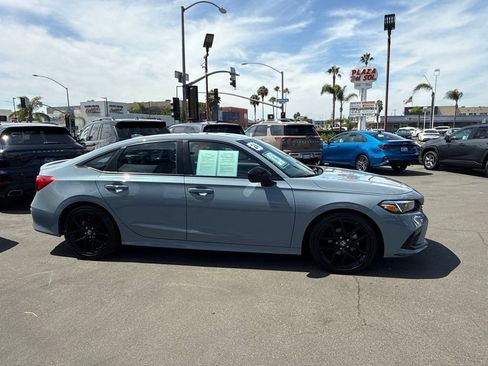 Used 2024 Honda Civic Sport image 3