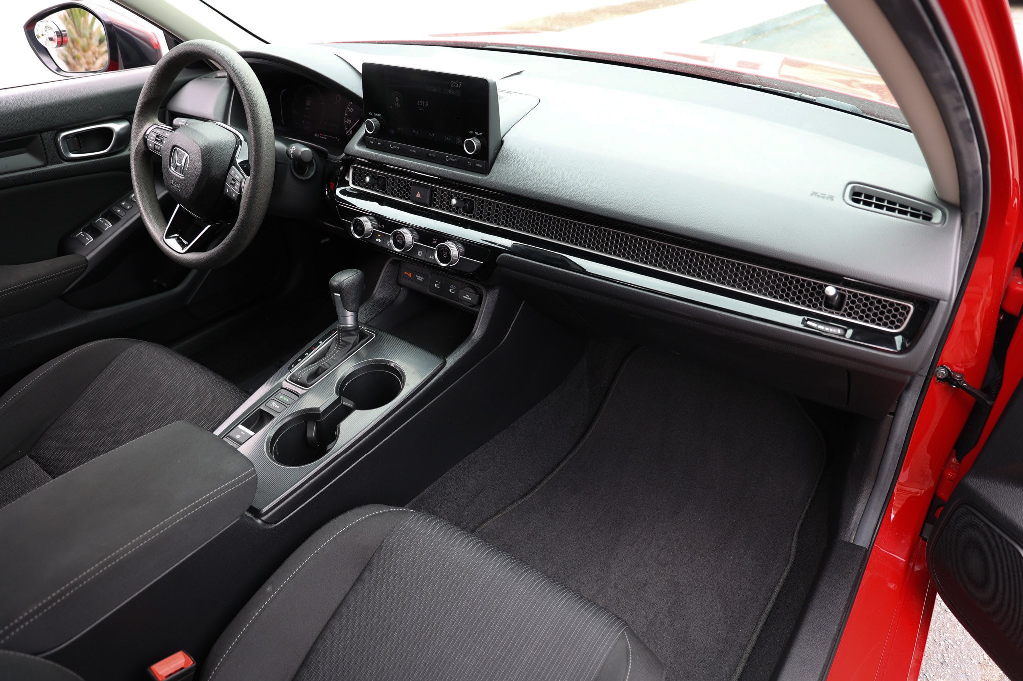 Used 2025 Honda Civic LX image 20