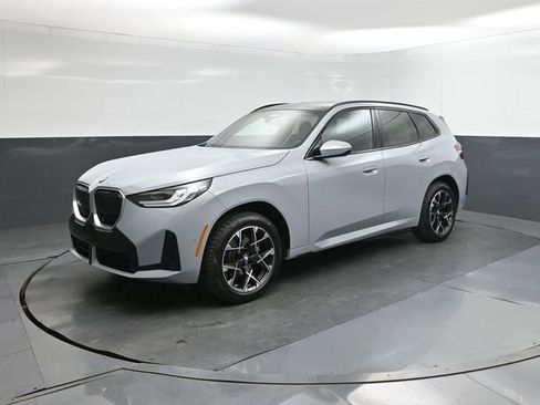 New 2026 BMW X3 xDrive30 w/ Premium Package image 1
