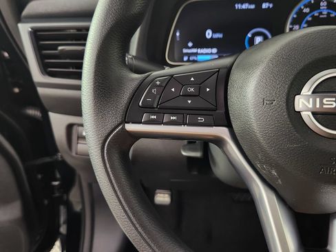 Used 2025 Nissan Leaf S FWD image 24