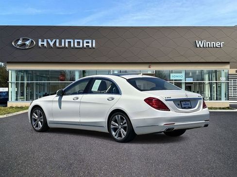 Used 2017 Mercedes-Benz S 550 4MATIC Sedan image 2