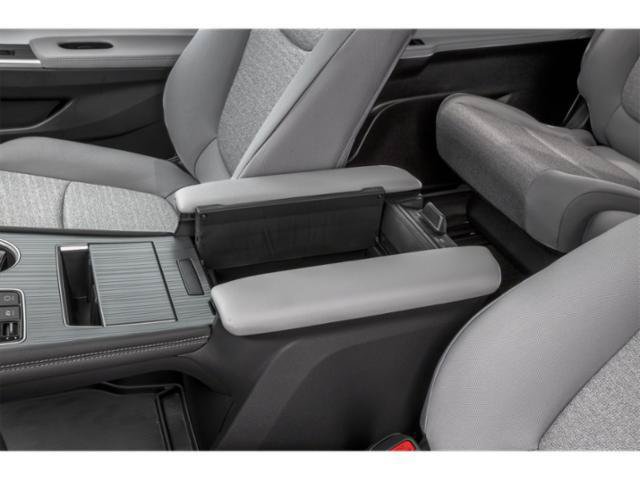 Certified 2025 Toyota Sienna LE AWD/4WD image 13