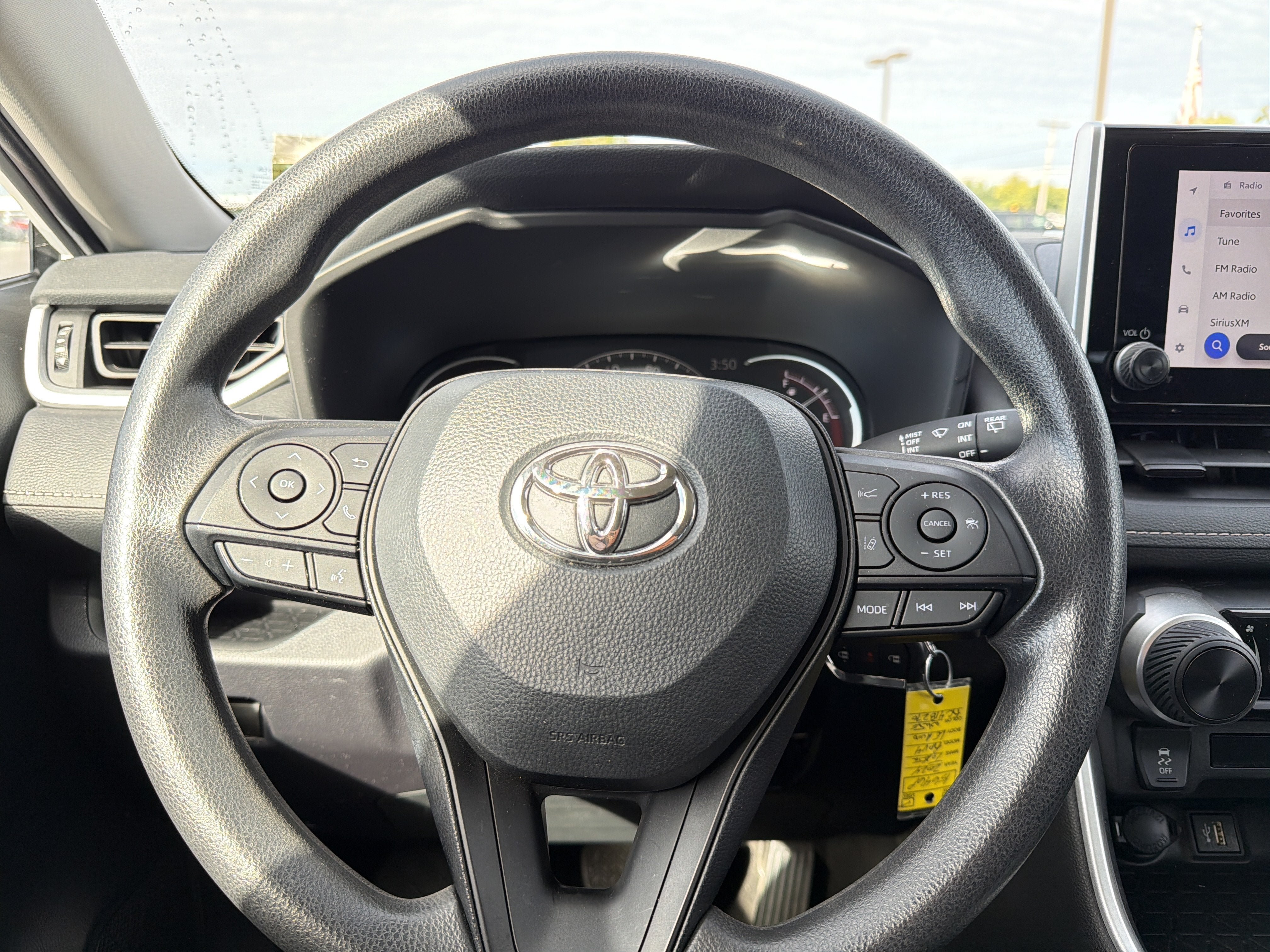 Used 2024 Toyota RAV4 LE AWD/4WD image 13