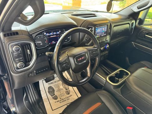 Used 2023 GMC Sierra 2500 AT4 w/ AT4 Premium Plus Package AWD/4WD image 12