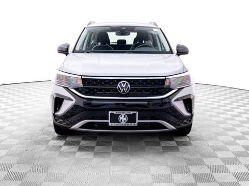 Used 2023 Volkswagen Taos S w/ Driver Assistance Package AWD/4WD image 9