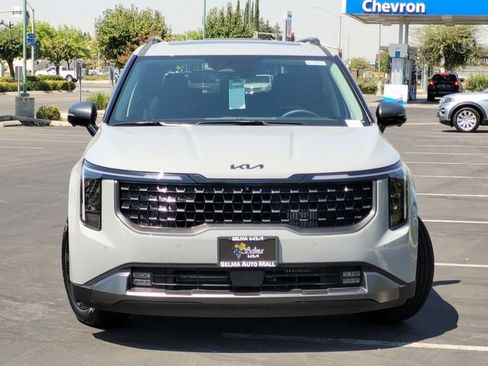New 2026 Kia Carnival SX w/ SX Dark Edition Package FWD image 2