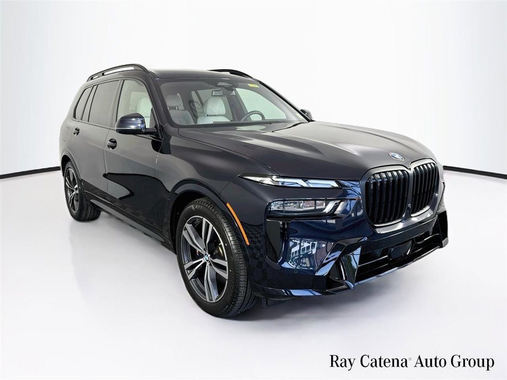 Used 2024 BMW X7 xDrive40i w/ M Sport Package AWD/4WD image 1