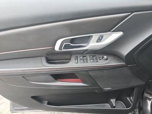 Used 2014 GMC Terrain SLT image 9