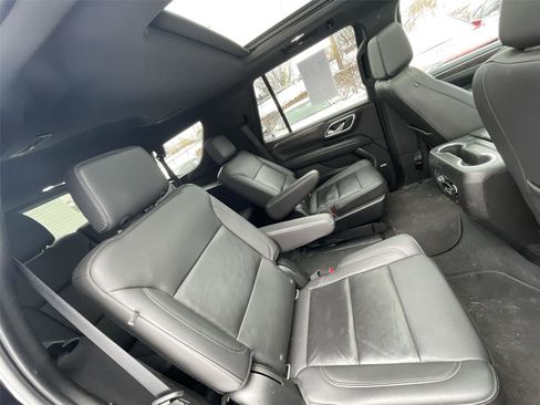 Used 2021 Chevrolet Tahoe LT w/ LT Signature Package image 22