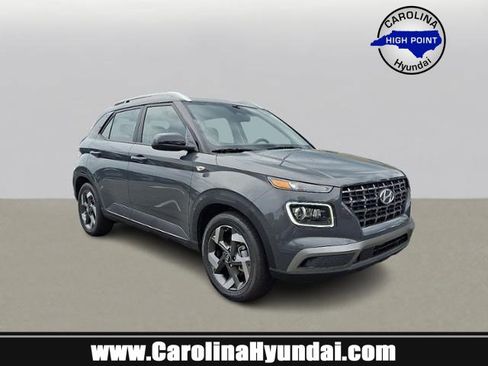 New 2025 Hyundai Venue Limited image 1